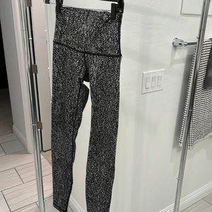 Lululemon Size 4 Leggings